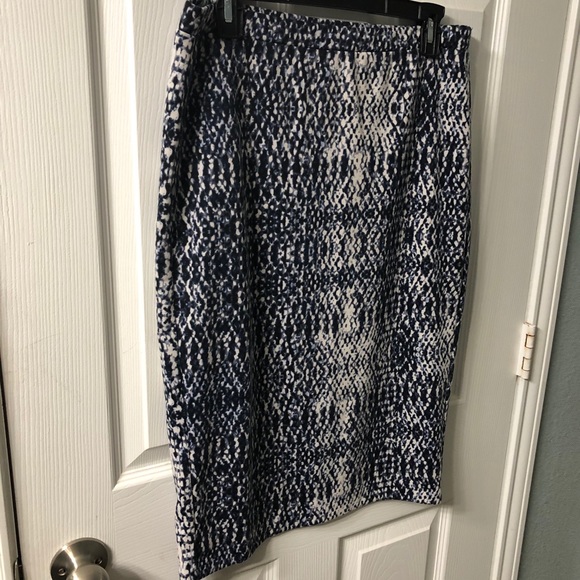 Carmen Marc Valvo Skirt - Picture 2 of 5